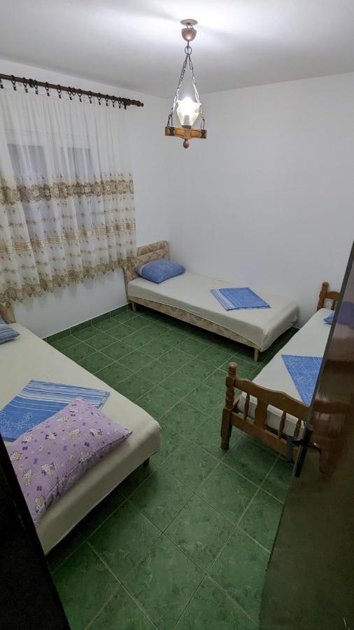 فندق Private Guest-House Gutic سوتوموري المظهر الخارجي الصورة